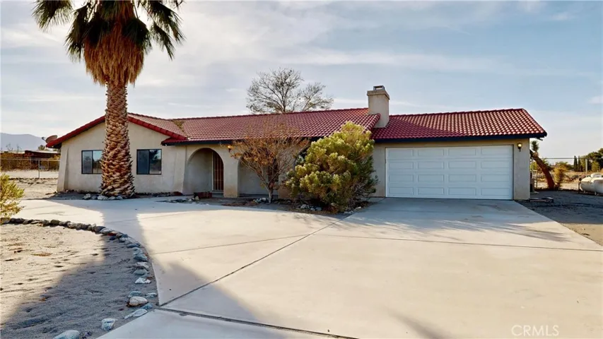 13960 Valle Vista Road, Phelan, California 92371