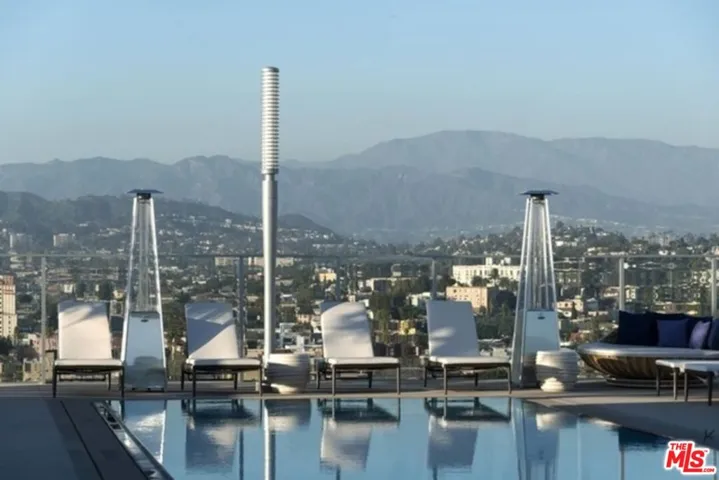 3033 Wilshire Boulevard 1108, Los Angeles, California 90010