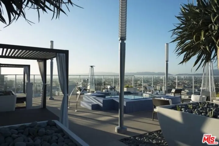 3033 Wilshire Boulevard 1108, Los Angeles, California 90010