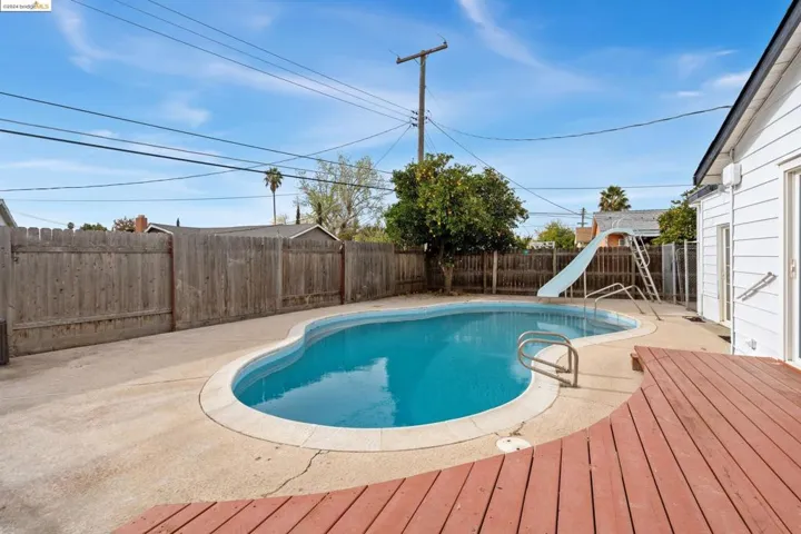 10044 Nebula Way, Sacramento, California 95827