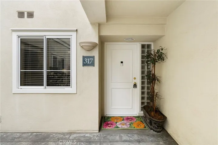 2233 Martin 317, Irvine, California 92612