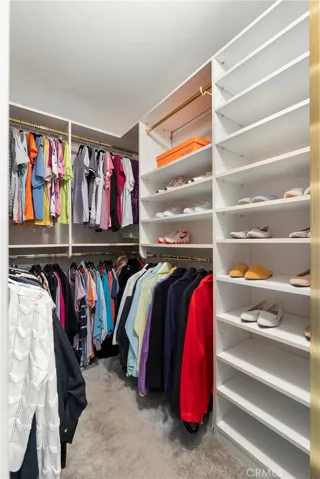 2233 Martin 317, Irvine, California 92612
