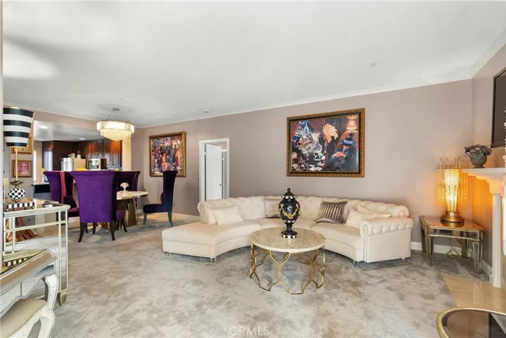 2233 Martin 317, Irvine, California 92612