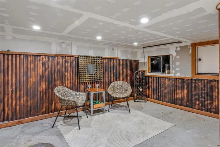 Basement--storage?wine cellar?hobby room?