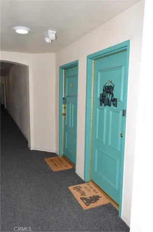 13718 Moorpark Street, Sherman Oaks, California 91423