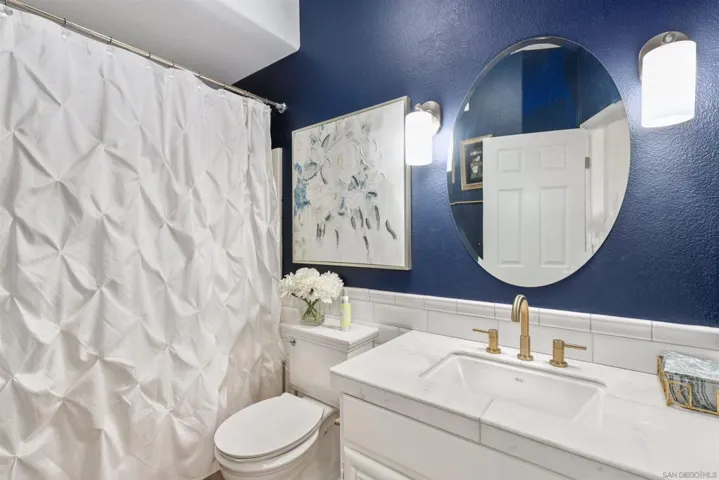 3156 Via Puerta, Carlsbad, California 92009