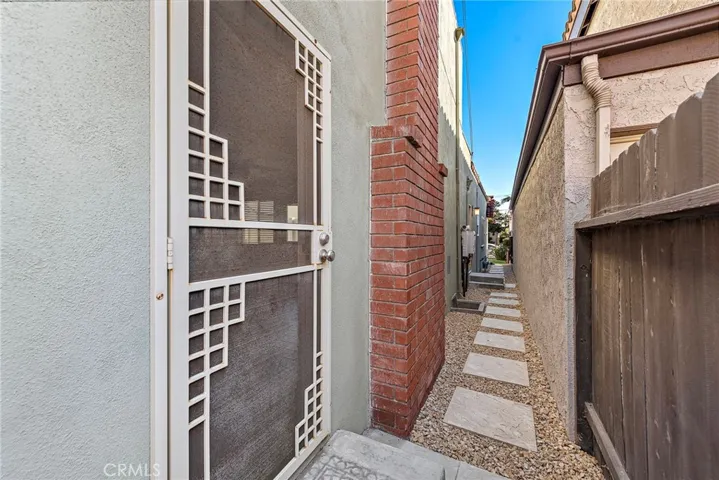 165 Quincy Avenue, Long Beach, California 90803