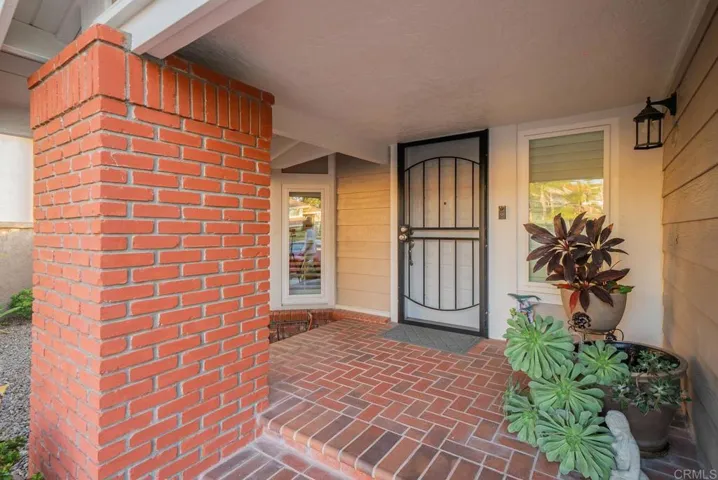 2006 Crossle Court, El Cajon, California 92019