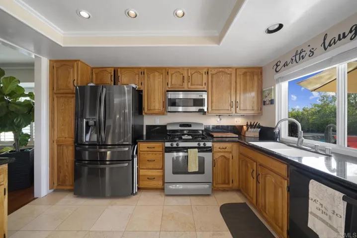 2006 Crossle Court, El Cajon, California 92019