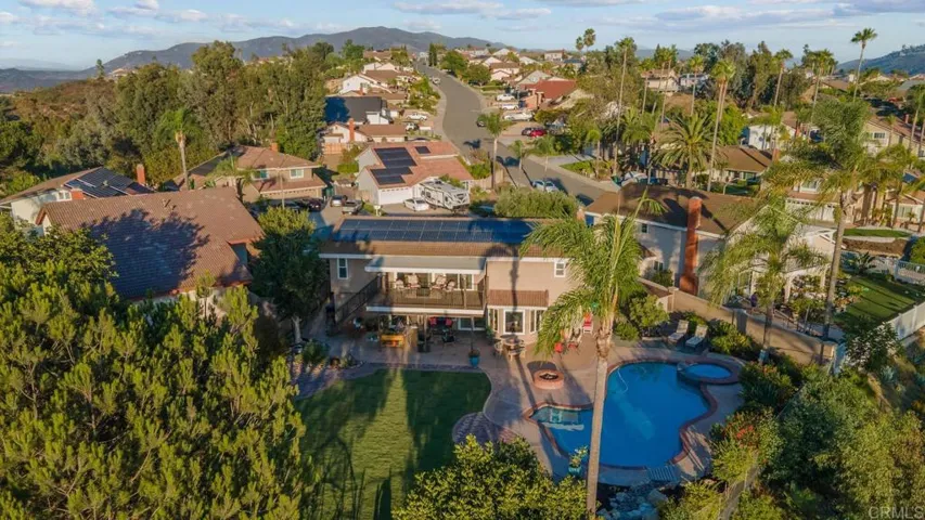 2006 Crossle Court, El Cajon, California 92019