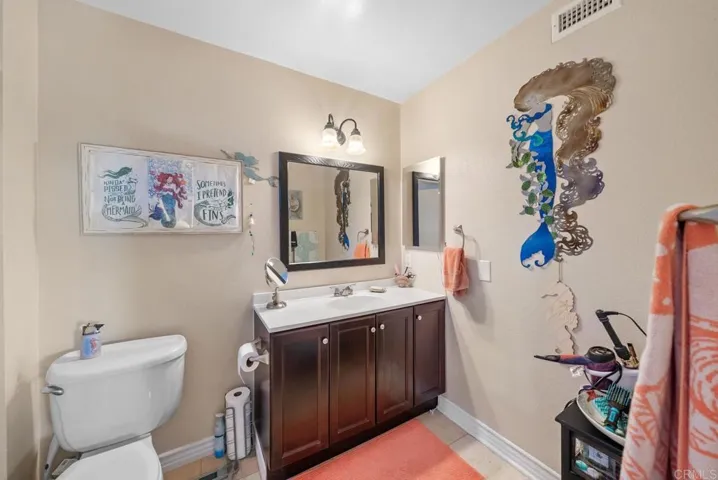 2006 Crossle Court, El Cajon, California 92019