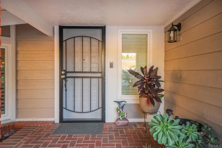 2006 Crossle Court, El Cajon, California 92019