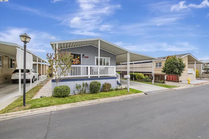 2268 Bridwell Way, Hayward, California 94545
