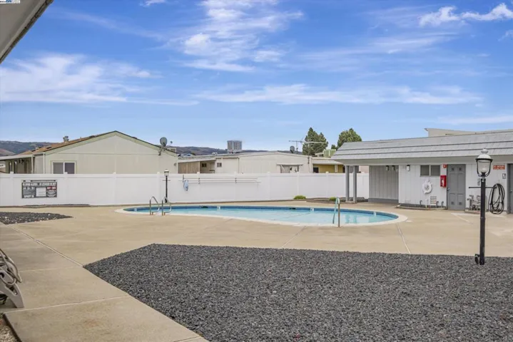 2268 Bridwell Way, Hayward, California 94545
