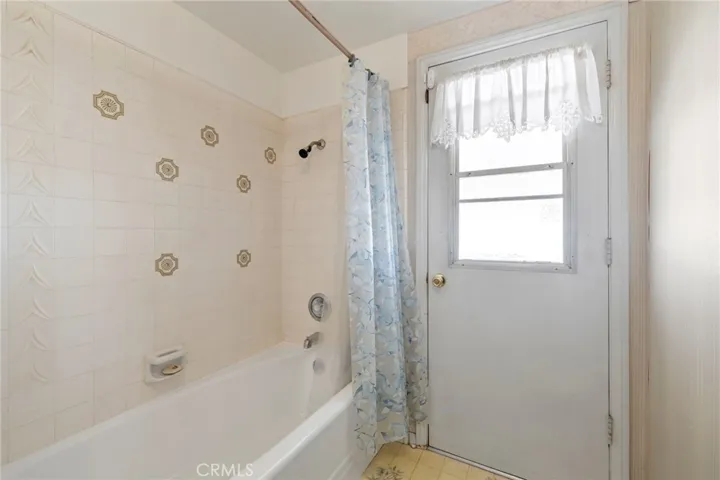 6401 Lancelot Court, Riverside, California 92506
