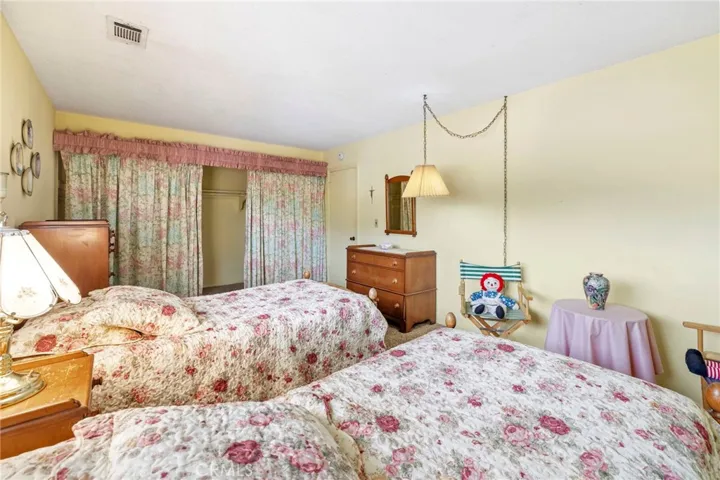 6401 Lancelot Court, Riverside, California 92506