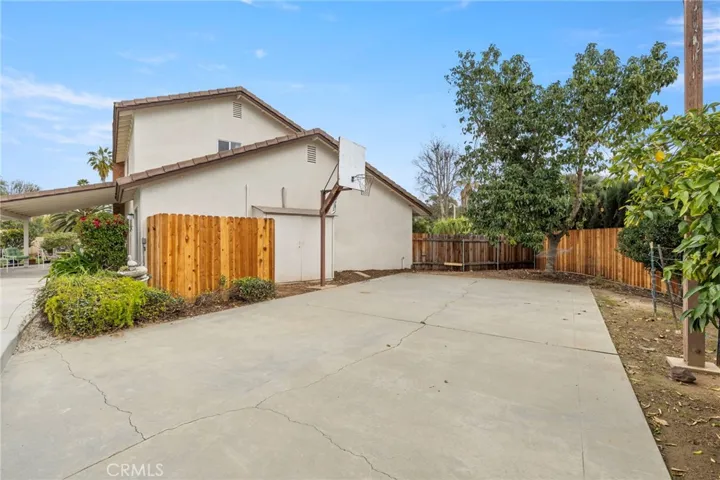 6401 Lancelot Court, Riverside, California 92506