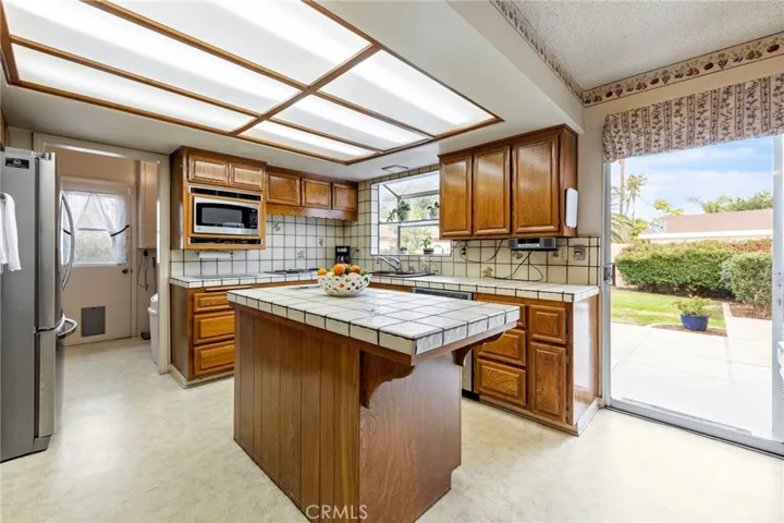 6401 Lancelot Court, Riverside, California 92506