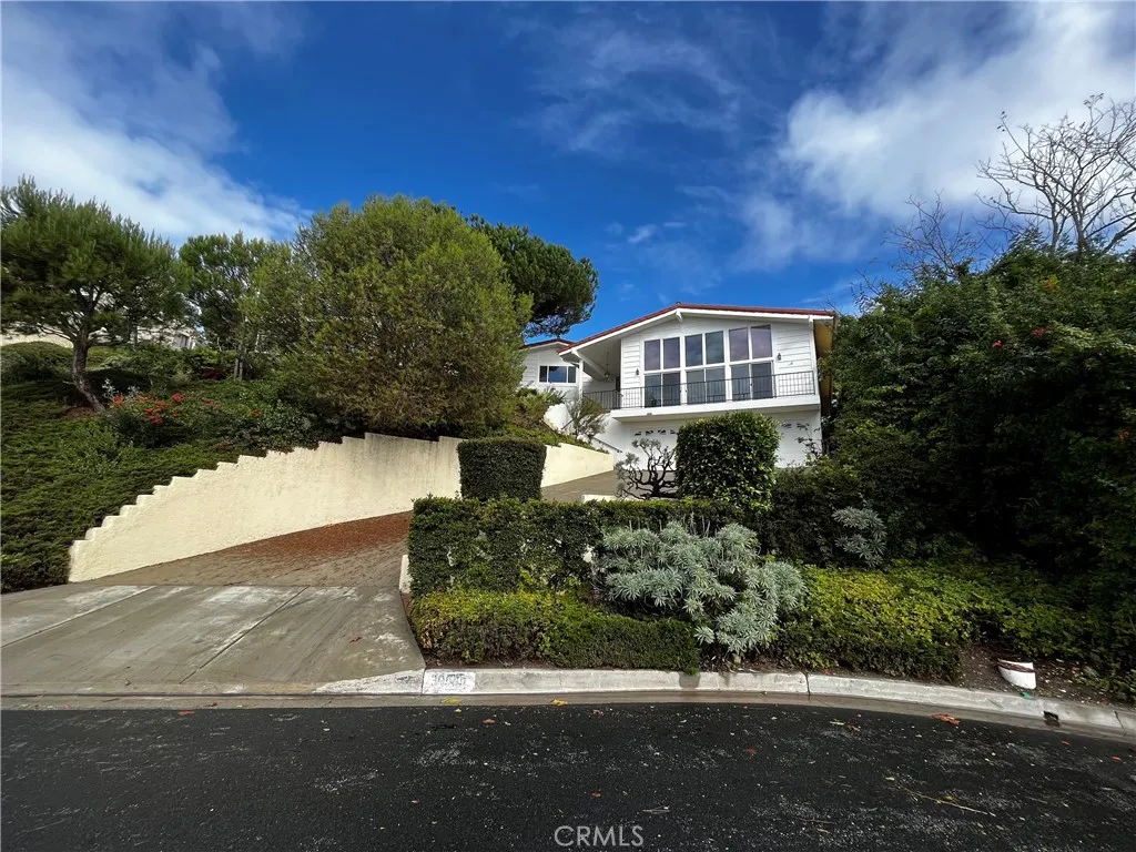 30538 Rhone Drive, Rancho Palos Verdes, California 90275 home-pic-1