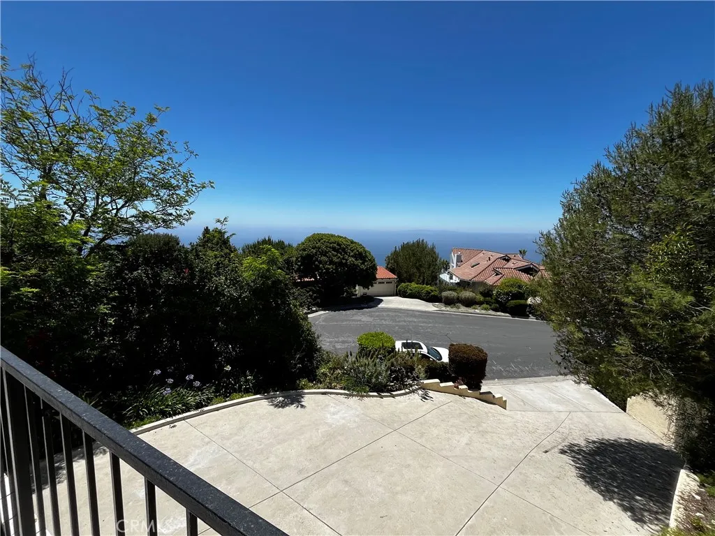 30538 Rhone Drive, Rancho Palos Verdes, California 90275 home-pic-2