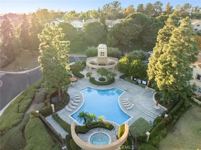 The neighborhood boasts a wonderful pool & spa