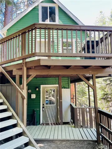 2389 Rim Of The World Drive, Running Springs, California 92382