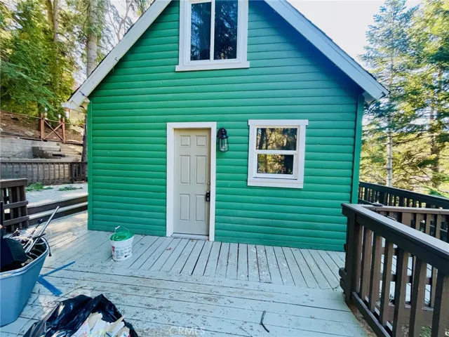 2389 Rim Of The World Drive, Running Springs, California 92382