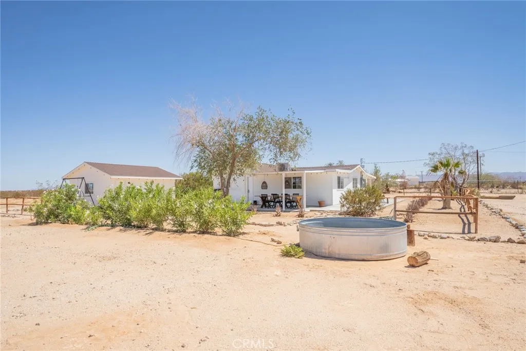 290 Bluegrass Road, 29 Palms, California 92277 home-pic-39