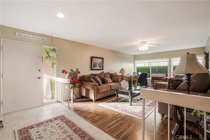 2436 Castlemont Court, Simi Valley, California 93063