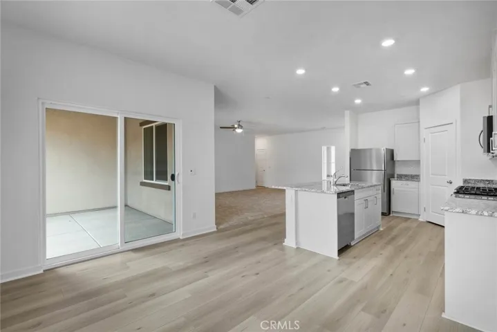 12356 Bear Ridge Way, Victorville, California 92392