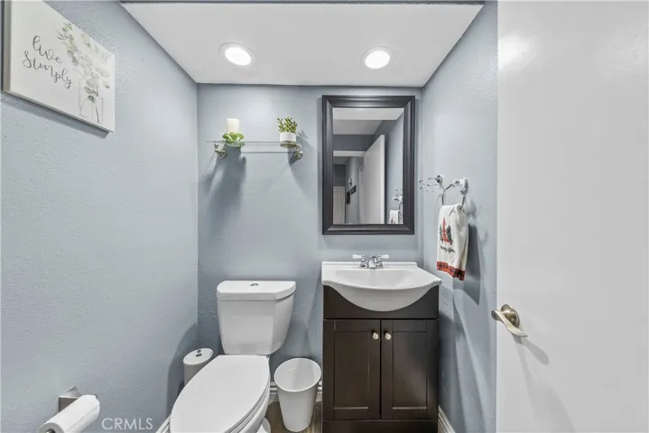 25296 Vista Linda, Lake Forest, California 92630