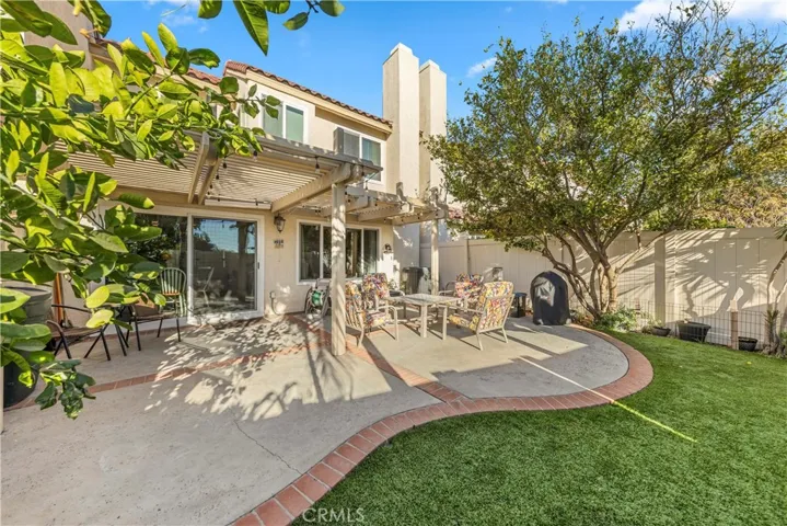 25296 Vista Linda, Lake Forest, California 92630