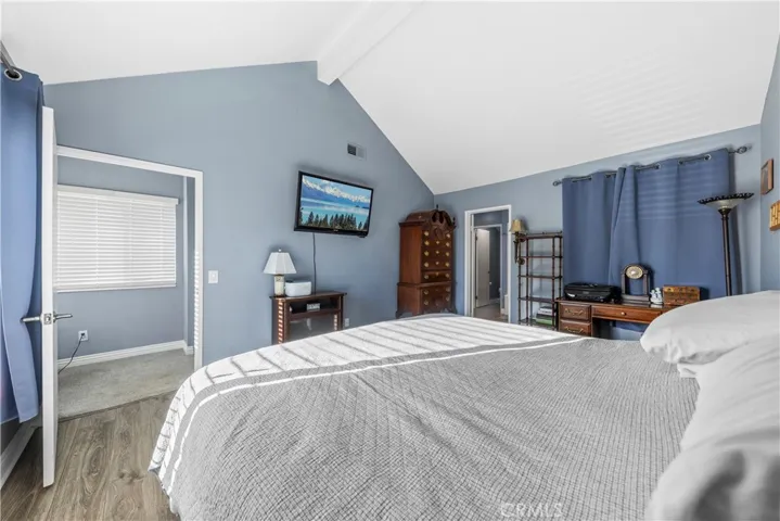 25296 Vista Linda, Lake Forest, California 92630