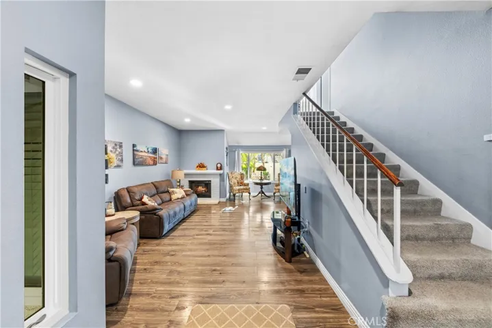 25296 Vista Linda, Lake Forest, California 92630