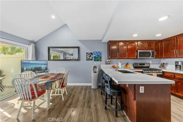 25296 Vista Linda, Lake Forest, California 92630