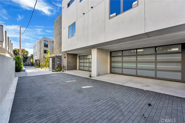 943 E California Boulevard 2, Pasadena, California 91106