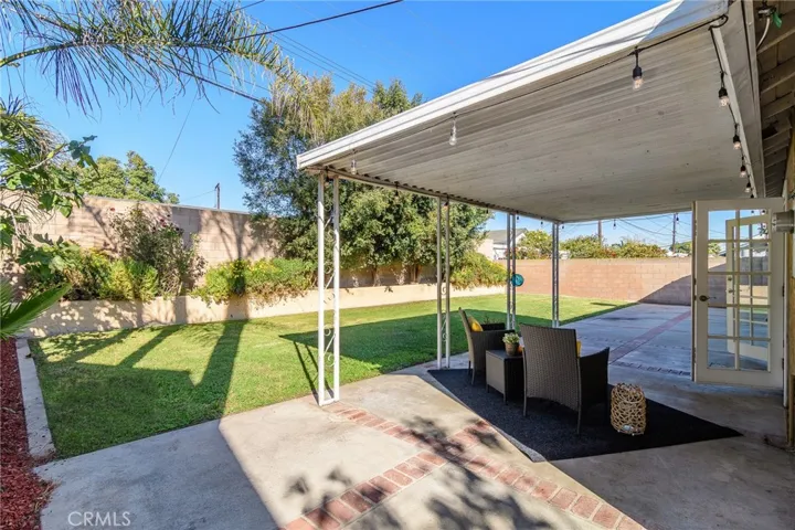 5681 Stardust Drive, Huntington Beach, California 92647