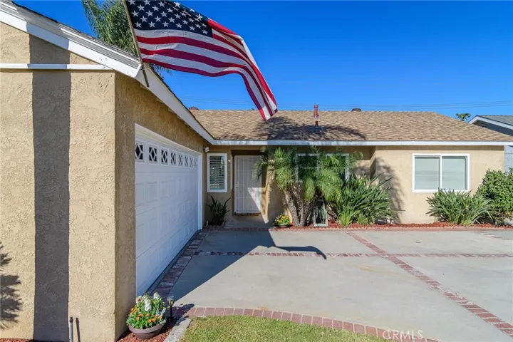 5681 Stardust Drive, Huntington Beach, California 92647