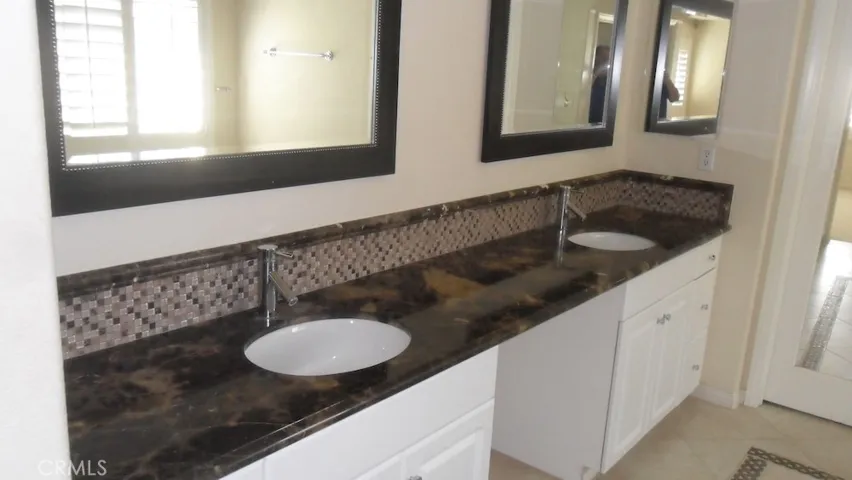 11415 Tesota Loop St., Corona, California 92883