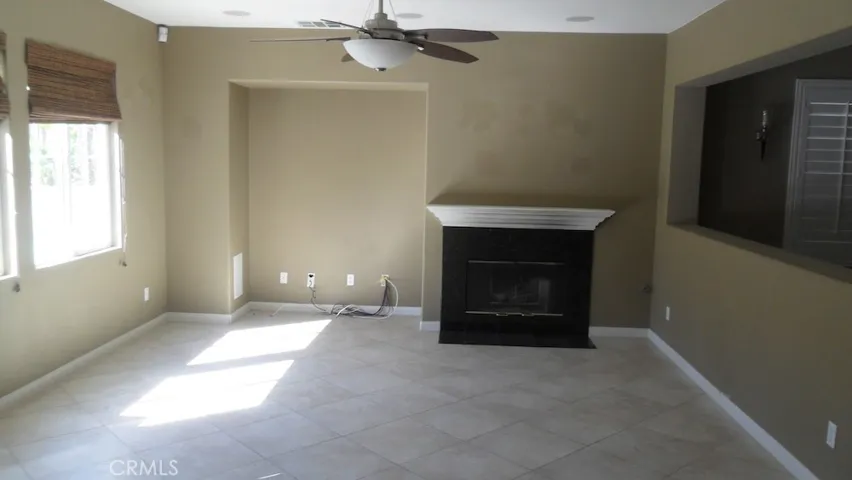 11415 Tesota Loop St., Corona, California 92883