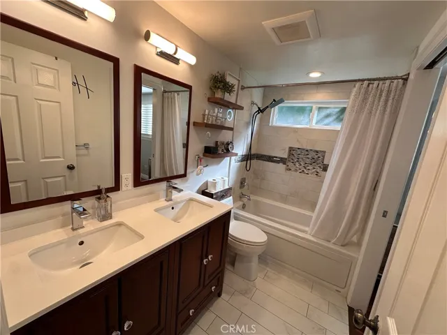 130 Thoreau Circle, Thousand Oaks, California 91360