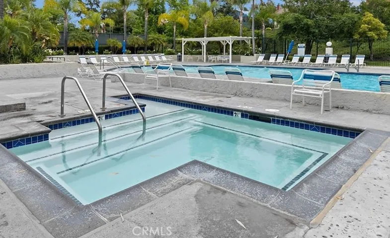 HOA spa.
