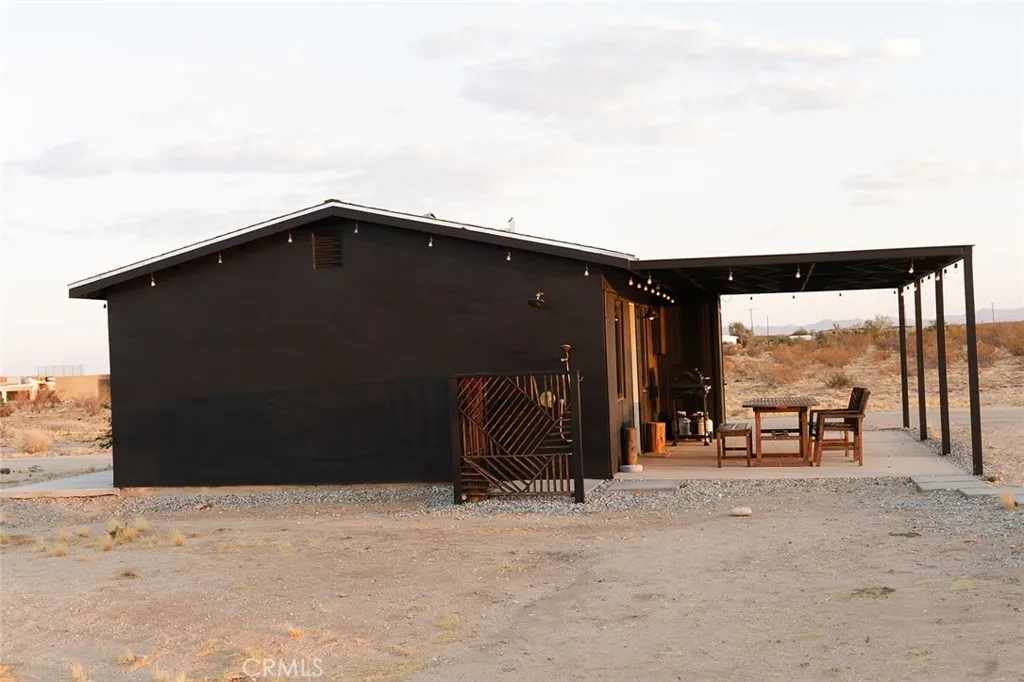 1840 Scotch Lane, Landers, California 92285 home-pic-55