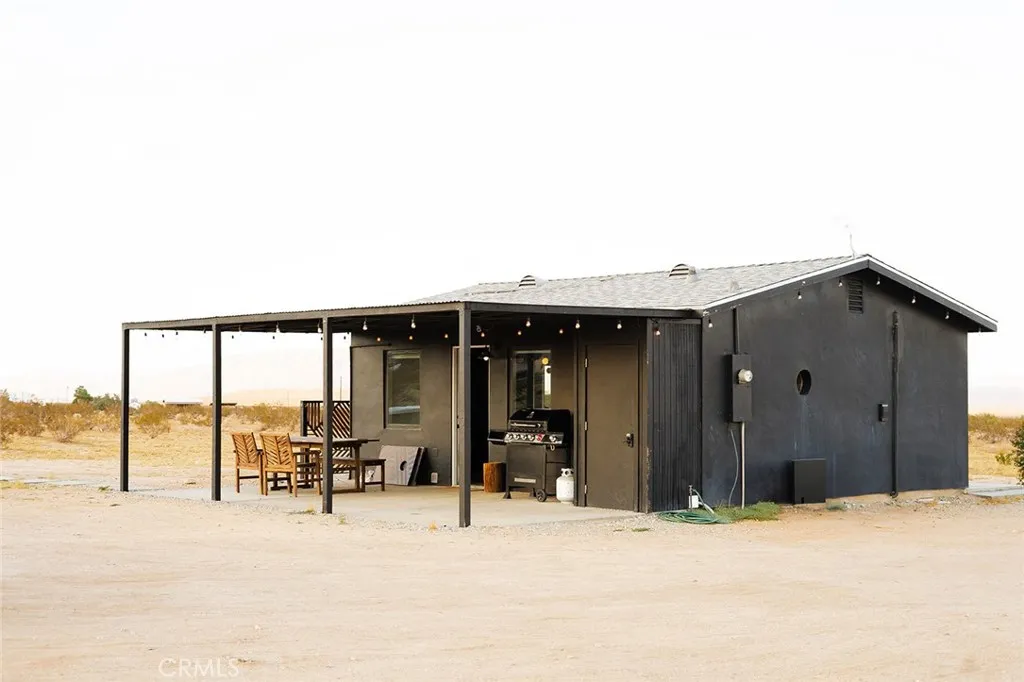 1840 Scotch Lane, Landers, California 92285 home-pic-52