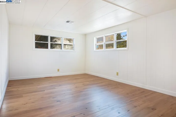 703 Sequoia, Windsor, California 95492