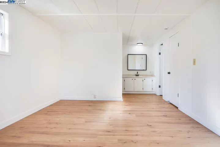 703 Sequoia, Windsor, California 95492