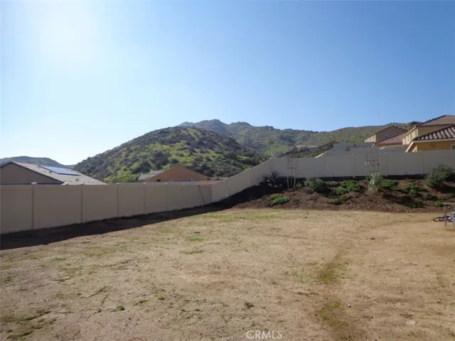 555 Qeweewish Avenue, San Jacinto, California 92582