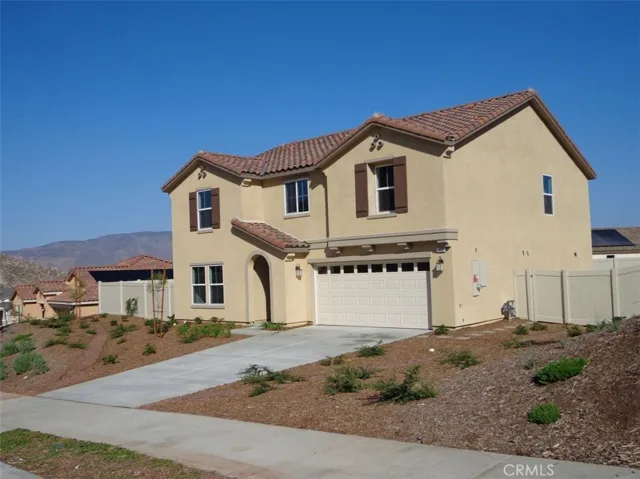 555 Qeweewish Avenue, San Jacinto, California 92582