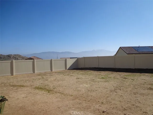 555 Qeweewish Avenue, San Jacinto, California 92582