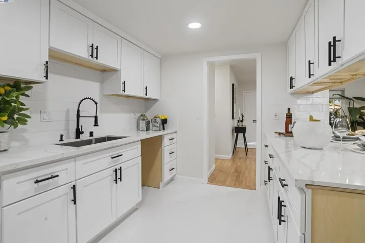 6254 Cedar Blvd, Newark, California 94560